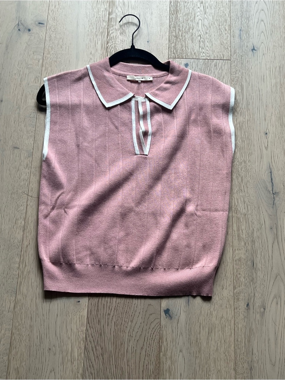 Sleeveless Pink Knit Polo Sweater with White Trim